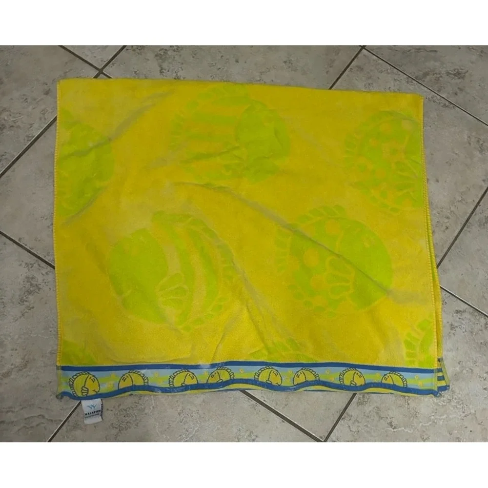 Vintage Wellspun‎ 100 percent cotton textured reversible beach towel 33